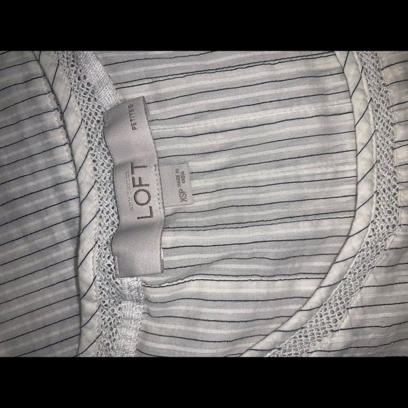 LOFT blouse - Picture 3 of 3